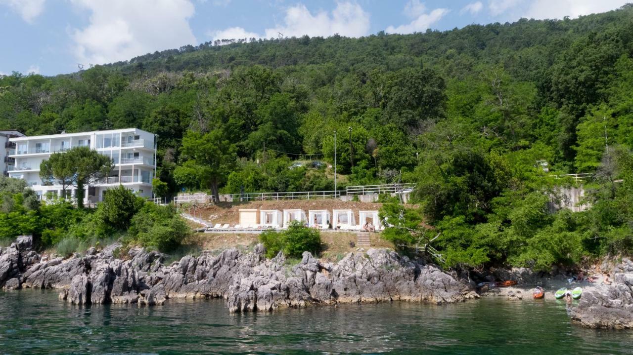 Boutique Hotel Acacia Lovran Exterior foto