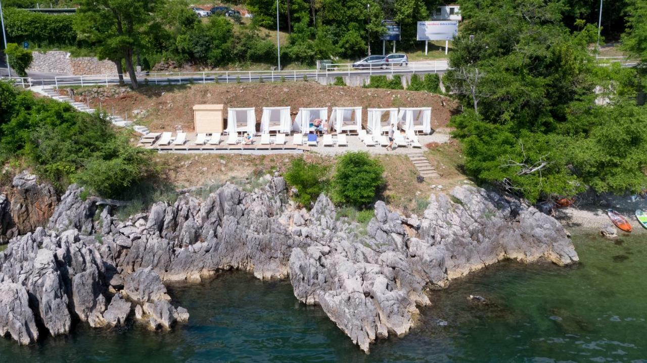 Boutique Hotel Acacia Lovran Exterior foto