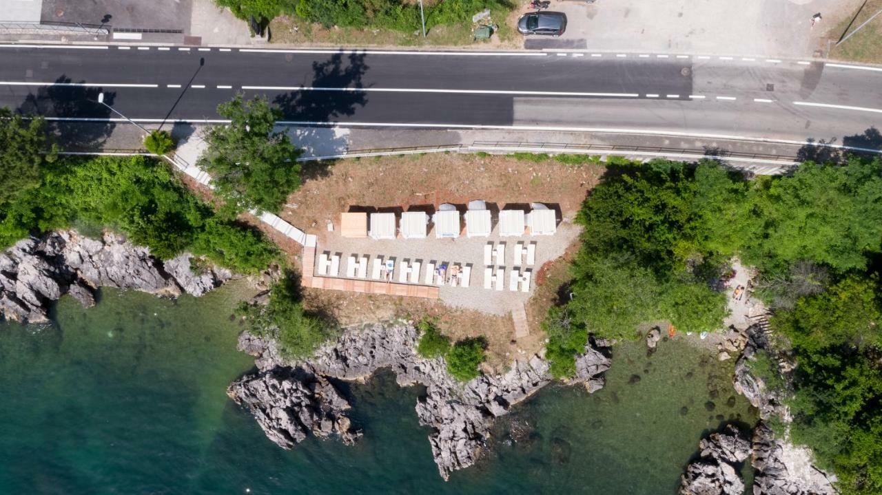 Boutique Hotel Acacia Lovran Exterior foto